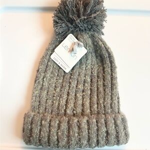 Lemon Woman’s Cozy Knit Winter Hat With Pom Pom